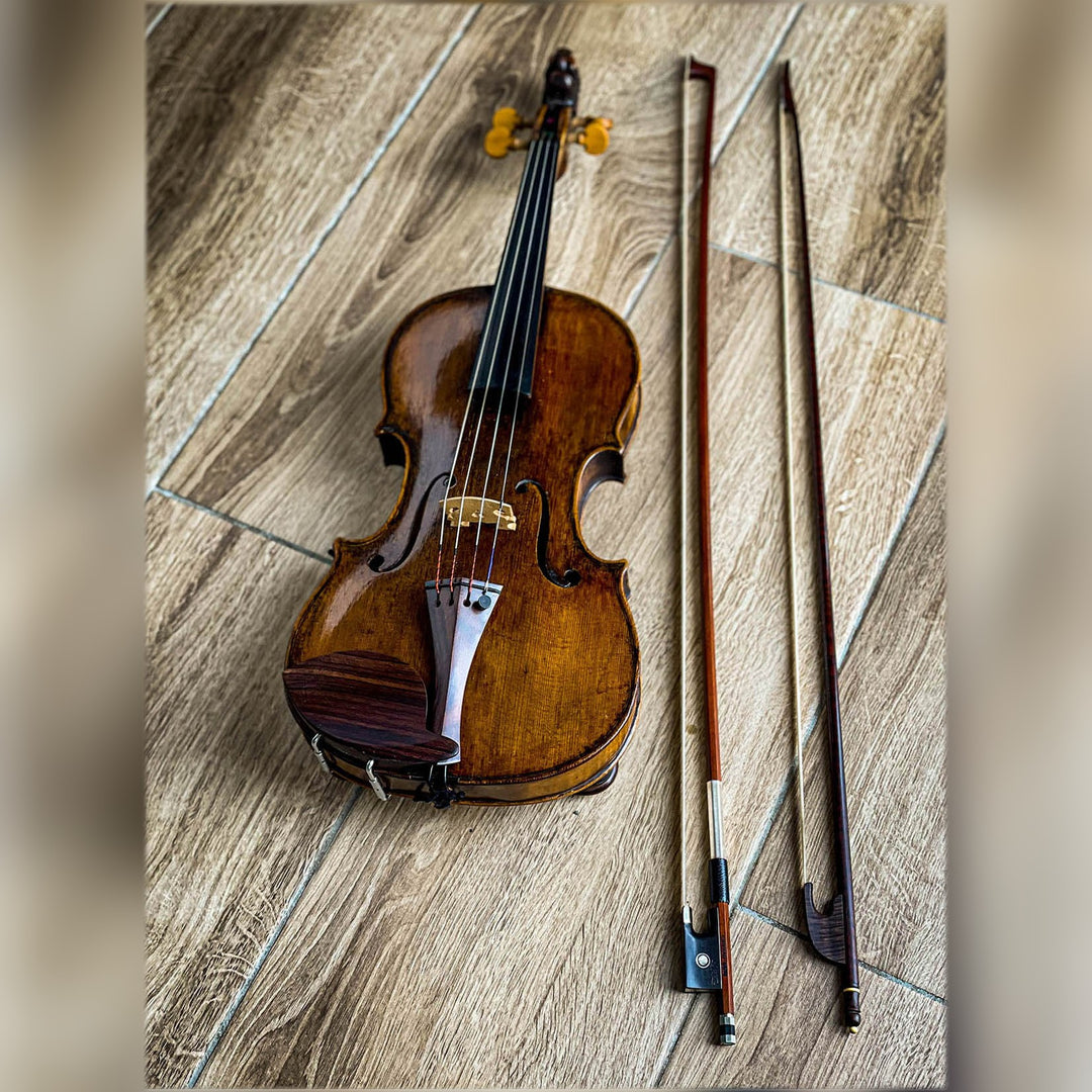 Götz Bogen für Violine 4/4, gutes Fernambuk, BO-70-4_4