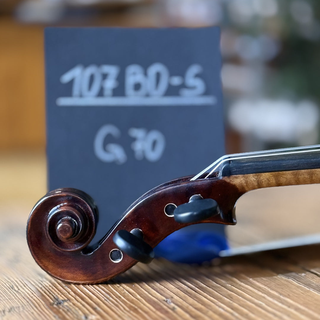 Götz Geigengalerie – Violine Einzelstück G70, Schnecke seitlich