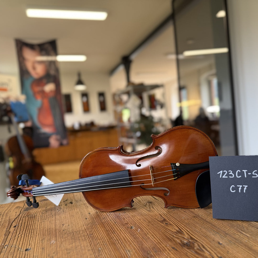 Götz Geigengalerie – Violine Einzelstück C77, Perspektive