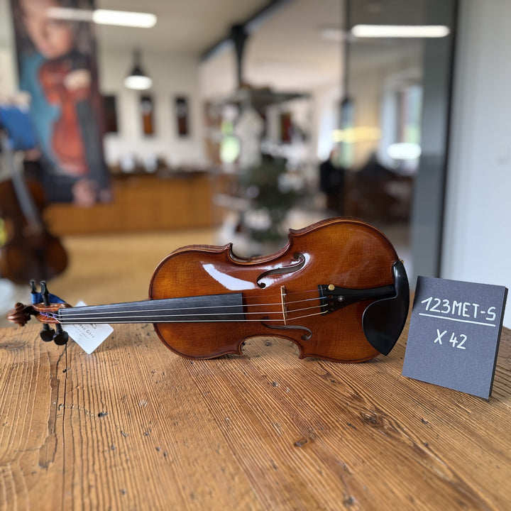 Götz Geigengalerie – Violine Einzelstück X42, Perspektive