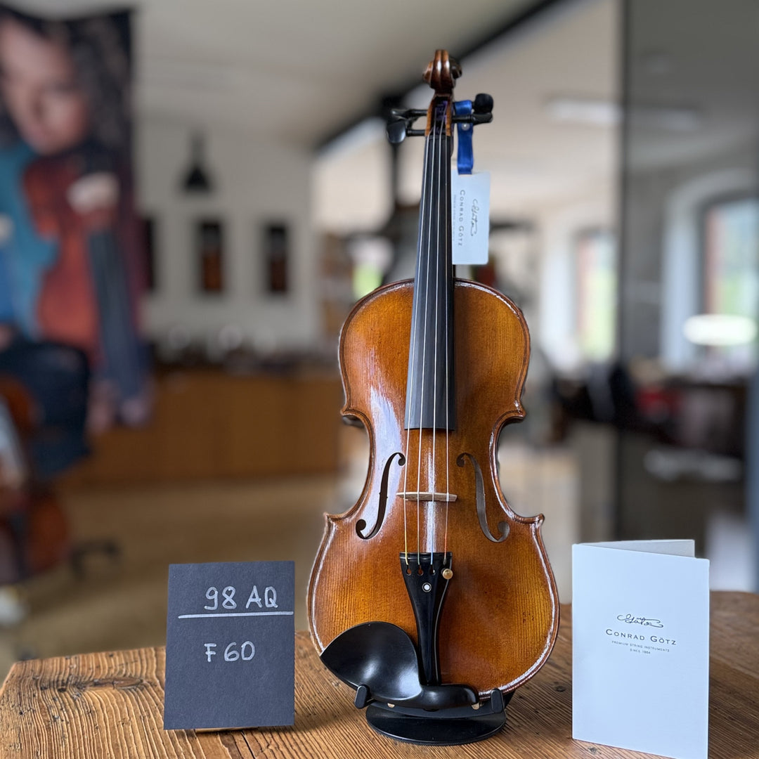 Götz Geigengalerie – Violine Einzelstück F60, Vorderansicht