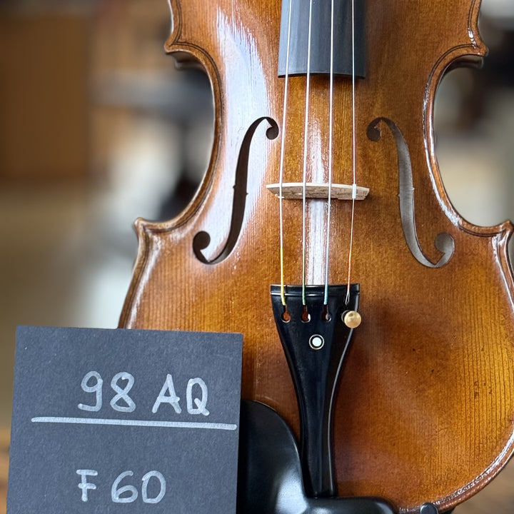 Götz Geigengalerie – Violine Einzelstück F60, Decke Detail