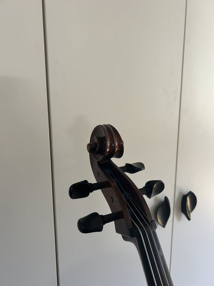 CONRAD GÖTZ Cello 