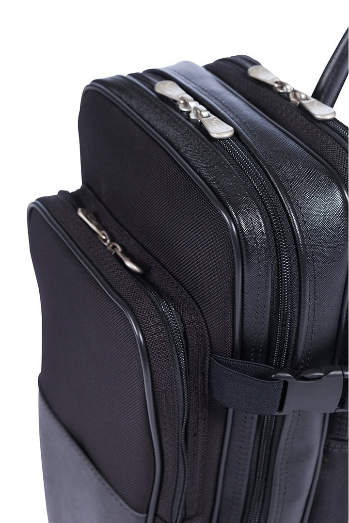 SIGNCV0025N Oboe, BB Clar, Flute Hard-shell black