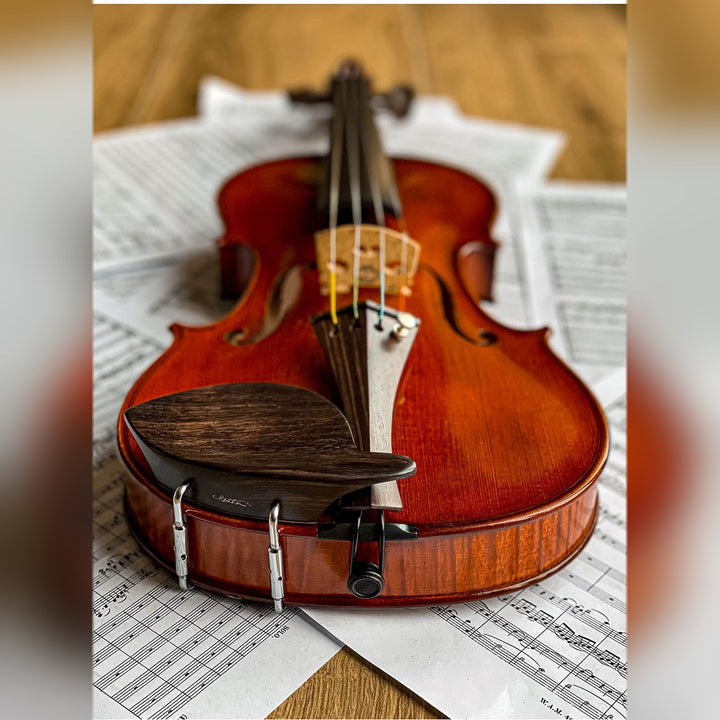 Morawetz Chinrest Violin in Rosewood, ZK-4841R-MED 