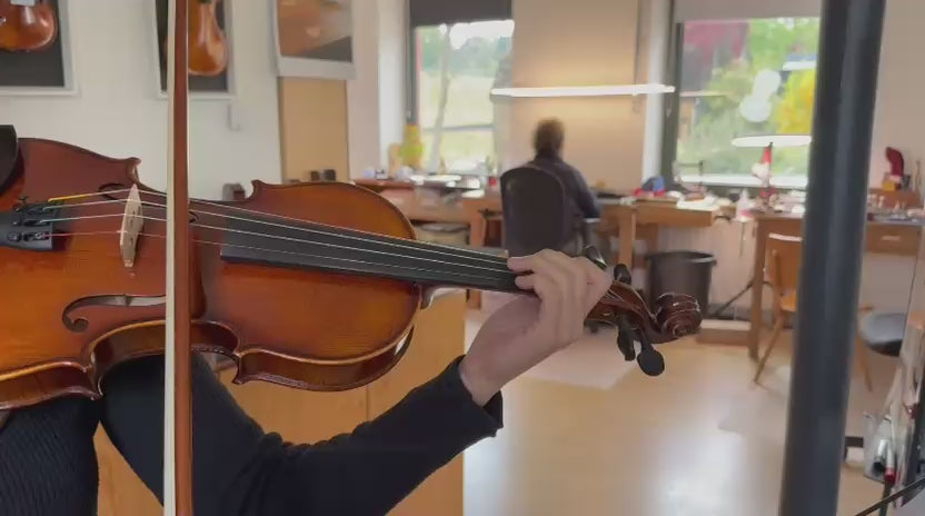 MENUETT Violin #98 MT